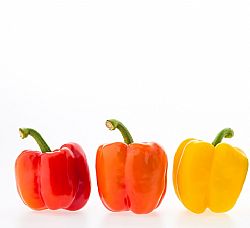 Πιπεριές τρίχρωμες